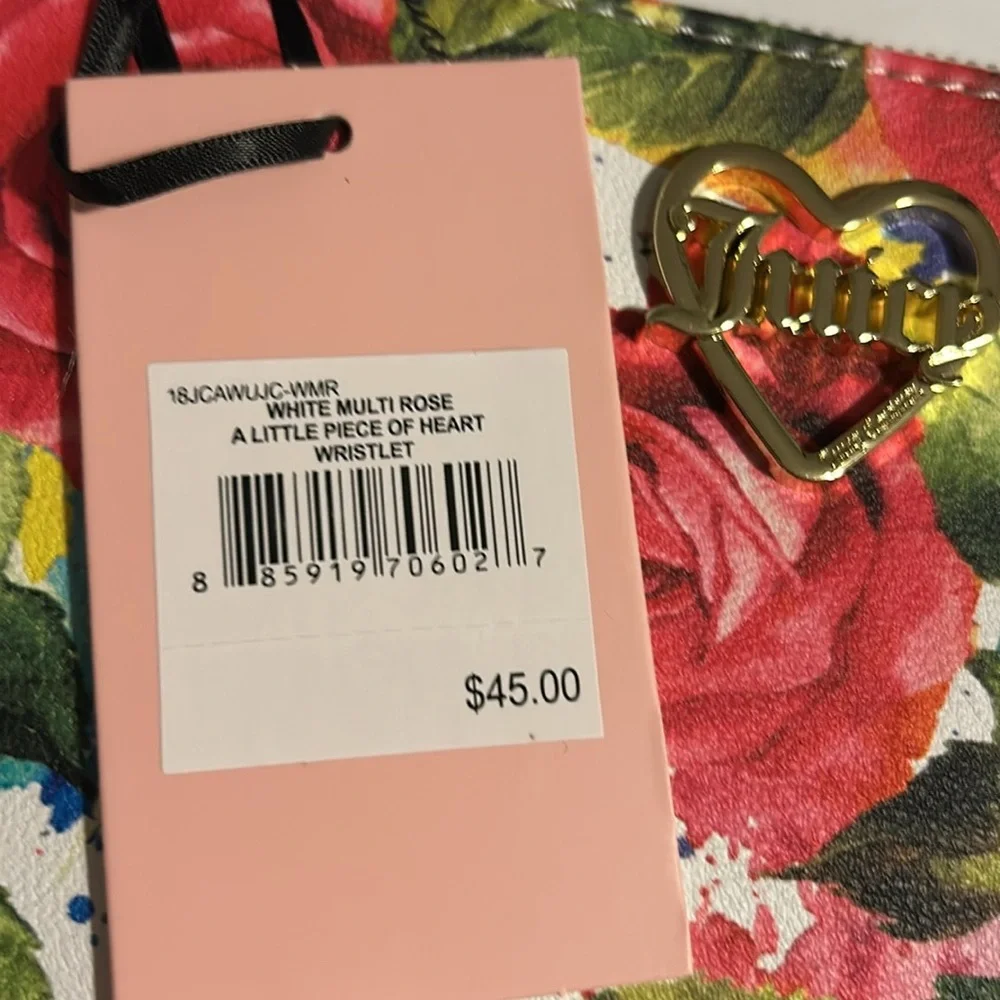 Juicy Couture A Little Piece of Heart‎ White Multi Rose Clutch Wallet Wristlet